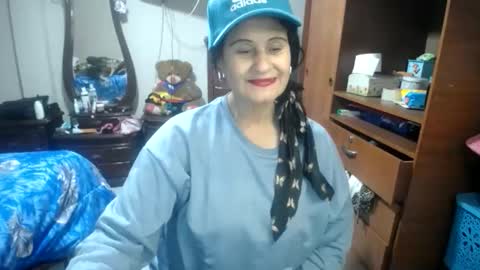 jazmim online show from June 8, 8:19 pm