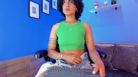 Snapshot of jazmine__flower chatting on January 7, 3:57 am Jazmine Flower online show from January 7, 3:57 am