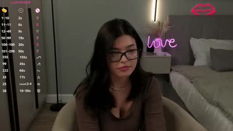 Mira the personal mirage D online show from September 21, 7:12 pm