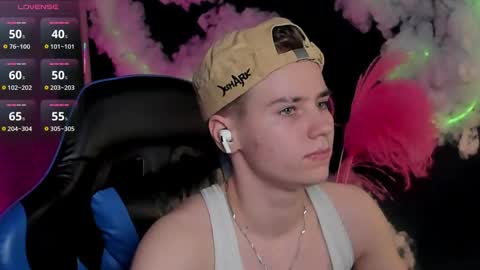 jean_wilsons online show from April 19, 6:10 pm