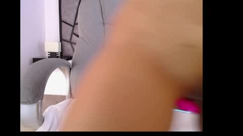 jeinnovemontenegr0 online show from April 26, 1:42 pm