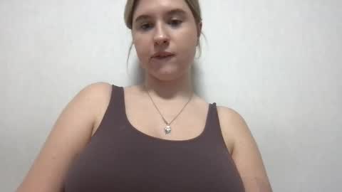 Inna  online show from March 6, 3:18 pm