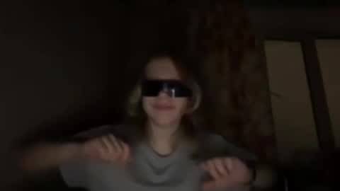 Jessica online show from April 19, 6:10 pm