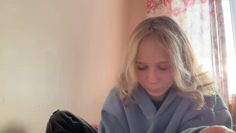 Jessica online show from April 23, 8:22 am