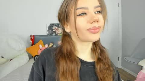 Dolly online show from January 31, 1:23 pm