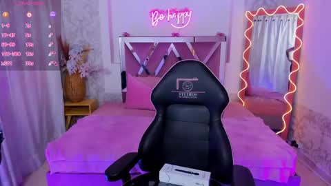 jenna_tay1 online show from April 27, 7:00 pm