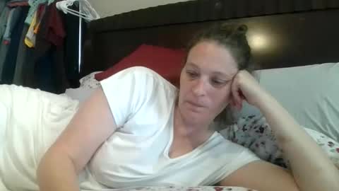 Jennibean6996 online show from May 25, 2:27 pm