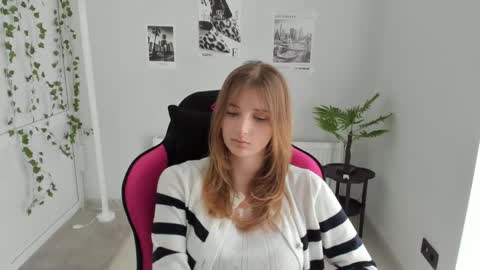 Karla online show from April 19, 12:38 pm