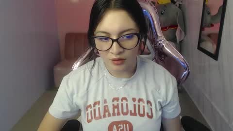 Jennifer online show from November 15, 5:03 pm