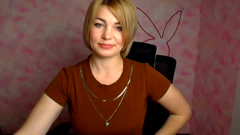 Jennifer online show from July 10, 6:25 am