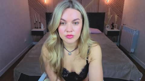 Jennifer Perezz online show from May 26, 1:16 am