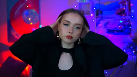 Snapshot of jennifergraces chatting on October 17, 1:36 pm Jennifer online show from October 17, 1:36 pm