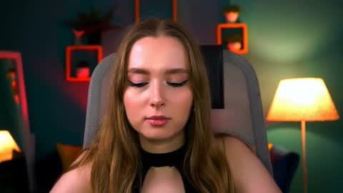 Snapshot of jennifergraces chatting on September 20, 10:19 pm Jennifer online show from September 20, 10:19 pm