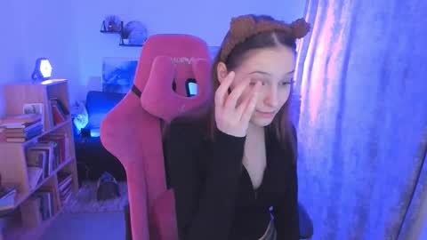 jenniferkiim online show from March 14, 2:23 am