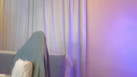 Snapshot of jenny_angelok chatting on September 30, 1:06 pm Next broadcast on December 05 subject to change online show from September 30, 1:06 pm