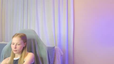 Snapshot of jenny_angelok chatting on October 14, 1:25 pm Next broadcast on December 05 subject to change online show from October 14, 1:25 pm