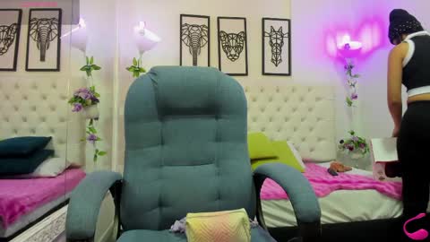 jenny_stark online show from April 22, 11:18 am