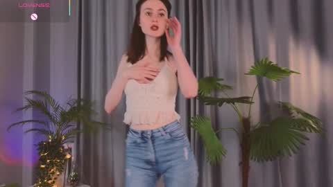 jennyfer_me online show from February 8, 12:31 pm