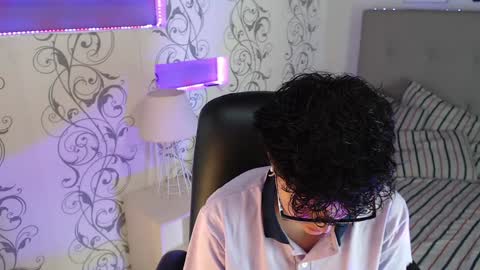Snapshot of jero_harper1 chatting on January 25, 9:14 pm jero harper1 online show from January 25, 9:14 pm