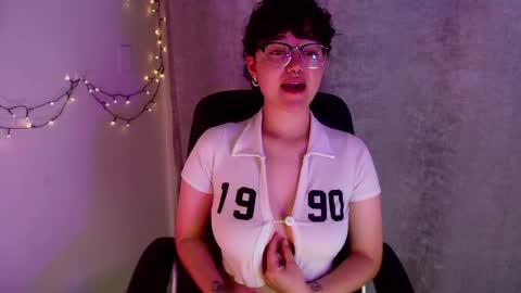 Snapshot of jero_harper1 chatting on March 7, 5:38 pm jero harper1 online show from March 7, 5:38 pm