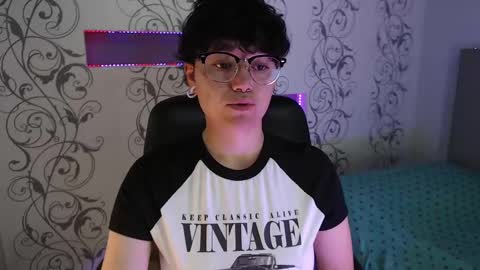Snapshot of jero_harper1 chatting on February 23, 3:34 pm jero harper1 online show from February 23, 3:34 pm