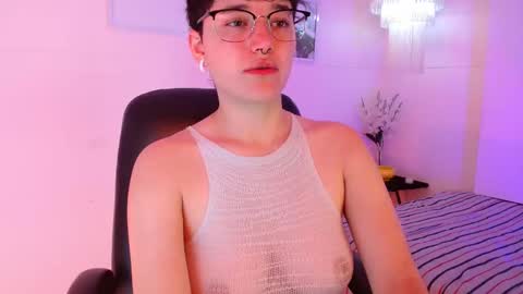 Snapshot of jero_harper1 chatting on September 16, 3:09 pm jero harper1 online show from September 16, 3:09 pm