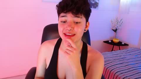 Snapshot of jero_harper1 chatting on September 17, 3:10 pm jero harper1 online show from September 17, 3:10 pm
