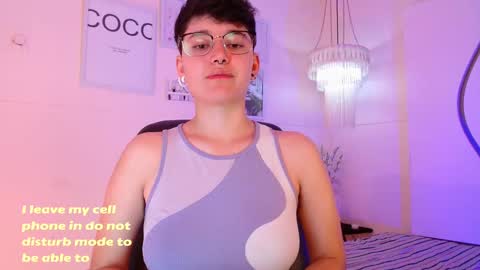 Snapshot of jero_harper1 chatting on September 30, 3:17 pm jero harper1 online show from September 30, 3:17 pm