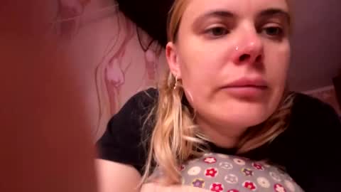 Snapshot of jeslynomert chatting on October 11, 12:41 pm JeslyNomert online show from October 11, 12:41 pm