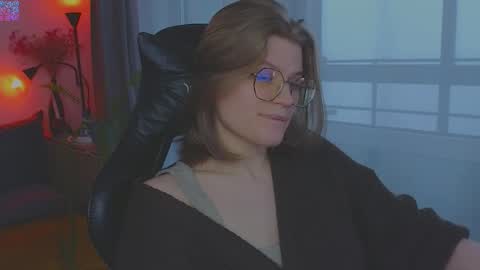  JessieVibes online show from April 26, 2:48 pm
