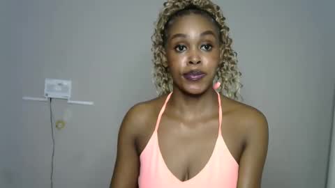 jessajoyy online show from September 21, 8:35 am