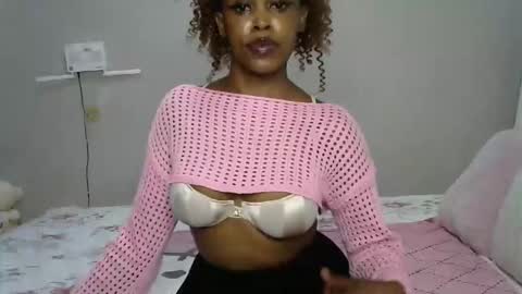 jessajoyy online show from April 23, 7:27 am