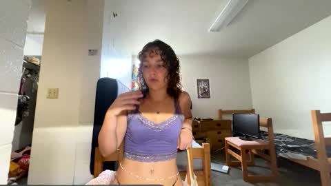 Jess online show from February 21, 9:15 pm