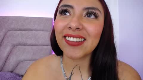 Jessica Kraft online show from February 26, 3:55 pm