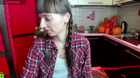 Snapshot of jessicaforris chatting on October 17, 7:44 am jessicaforris online show from October 17, 7:44 am