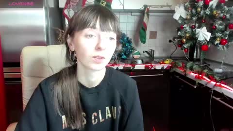 Snapshot of jessicaforris chatting on December 28, 7:33 am jessicaforris online show from December 28, 7:33 am