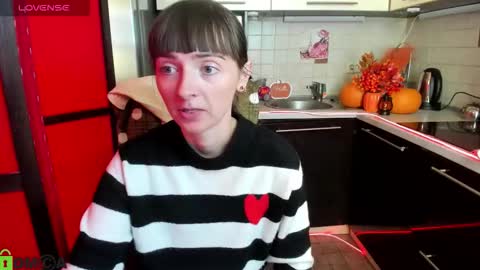 Snapshot of jessicaforris chatting on October 16, 7:33 am jessicaforris online show from October 16, 7:33 am