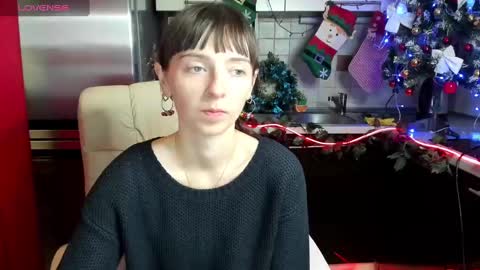 Snapshot of jessicaforris chatting on December 19, 7:40 am jessicaforris online show from December 19, 7:40 am
