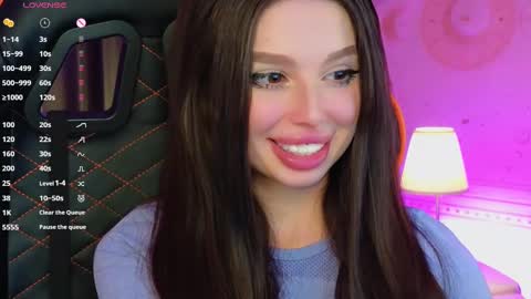 Snapshot of jessie_johns chatting on February 18, 3:43 pm jessie_johns online show from February 18, 3:43 pm