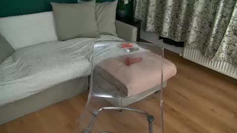 Jessie online show from March 4, 5:52 pm