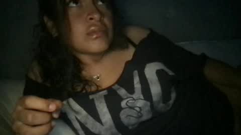 jessieboo23 online show from April 28, 2:27 am