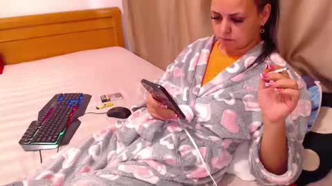 jessiestar3 online show from March 28, 12:37 pm