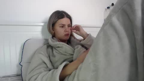 jessieryan online show from October 24, 5:36 am