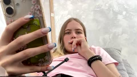 jessika_evans online show from June 19, 1:25 pm