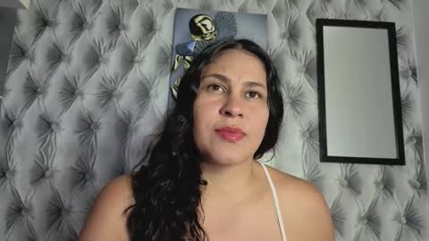 Snapshot of jessybrowwn chatting on October 7, 3:44 am Jessy Browwn online show from October 7, 3:44 am