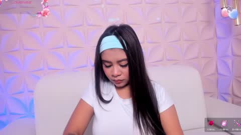 Snapshot of jessymorgan_ chatting on February 4, 3:33 am Jessy Morgan online show from February 4, 3:33 am