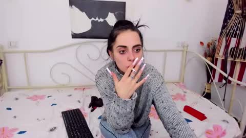 Snapshot of jessystarrr chatting on February 13, 3:56 pm Jessy online show from February 13, 3:56 pm