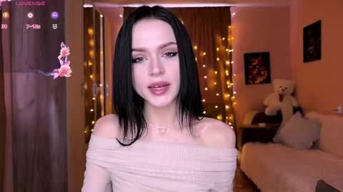 Lea online show from April 28, 10:30 am