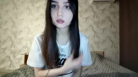 I am Gina ntmu Lets hit 10 Thumbs Up together online show from February 26, 4:17 pm