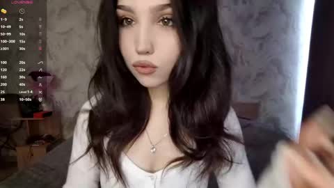 I am Gina ntmu Lets hit 10 Thumbs Up together online show from April 27, 6:43 am